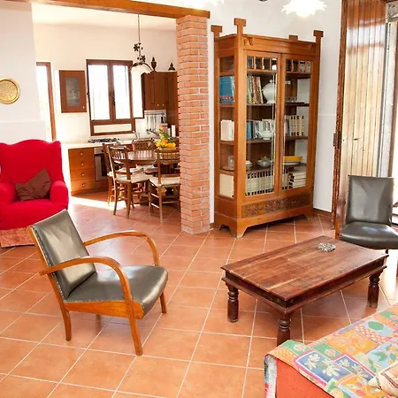 Casa Della Zagara 펜션 트라피텔로